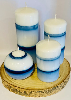 Conjunto 4 velas azul riscas com base de madeira